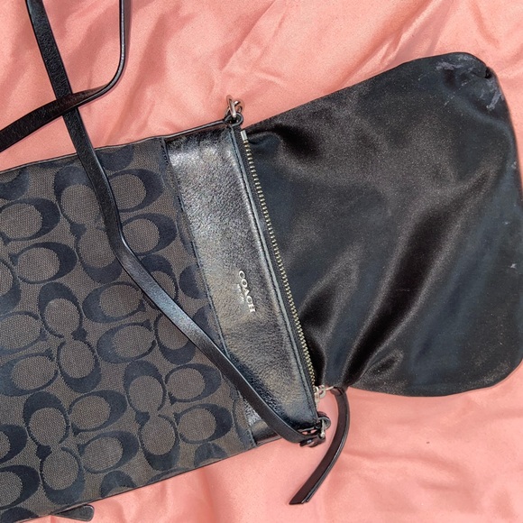 Black Coach Crossbody Pochette - Picture 8 of 16